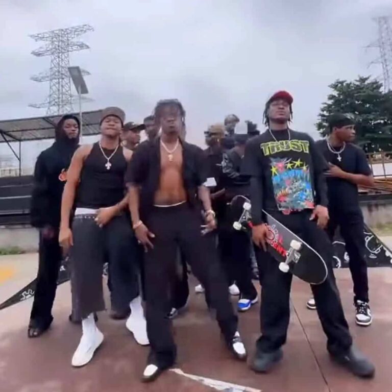 Constantly mp3 by Brown Joel feat. BoyPee and Hyce