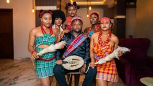 Jaydee Bombshell – Elele Artwork